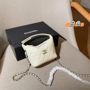 Chanel 25B Star Box Chain Crossbody Bag 16x12x7