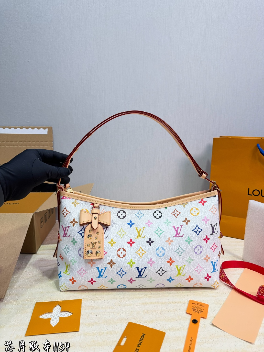 LV Carryall East West handbag LV Carryall East West handbag, classic Monogram pr