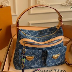 size: LVLouis Vuitton denim baggy Second-hand denim bag Underarm Bag The upper b