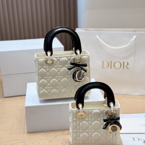 . Replica Little Lambskin Dior ladyDior handbag Princess Dior Lambskin pattern P