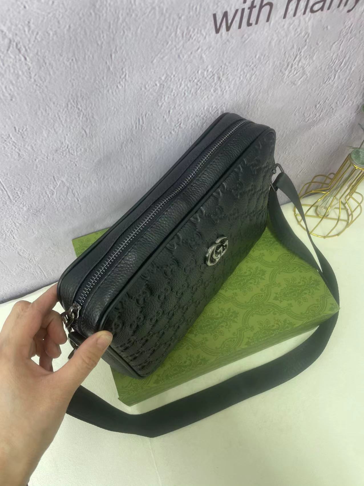 Special price Cowhide folding box, GUCCIGucci Cowhide handbag cross-body Camera - Image 4