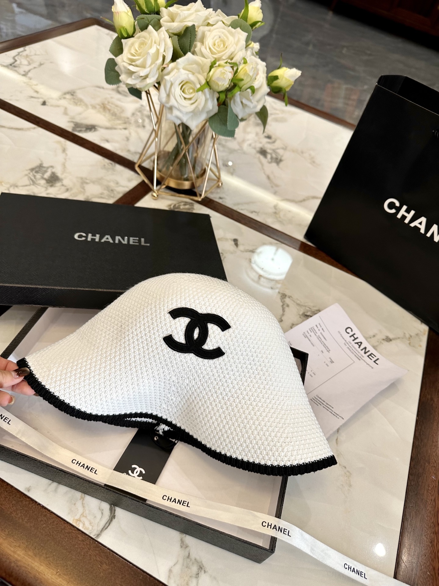 A popular Chanel bucket hat for women 🆕 I bought it and everyone said it looks g - Image 2