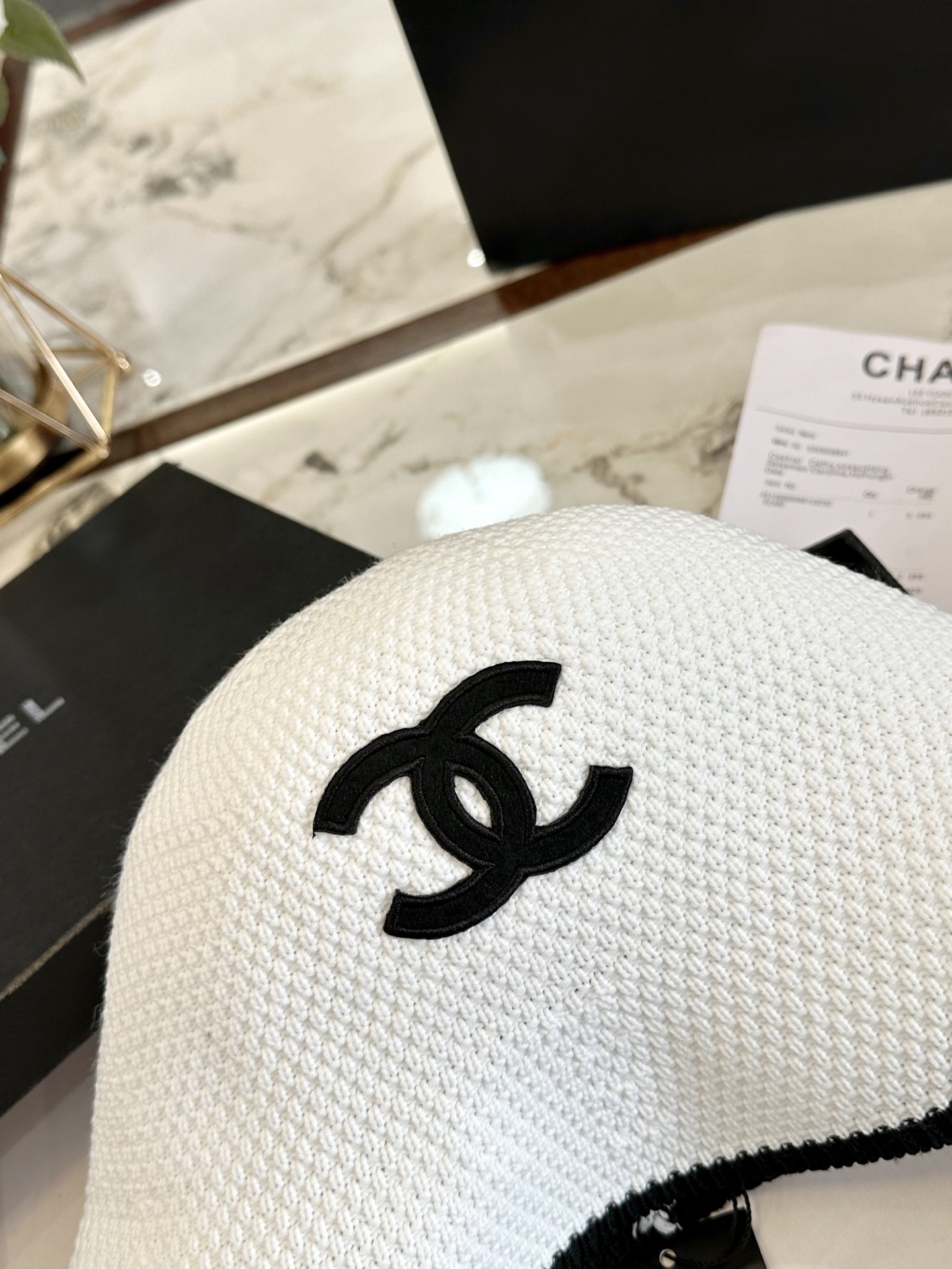 A popular Chanel bucket hat for women 🆕 I bought it and everyone said it looks g - Image 3
