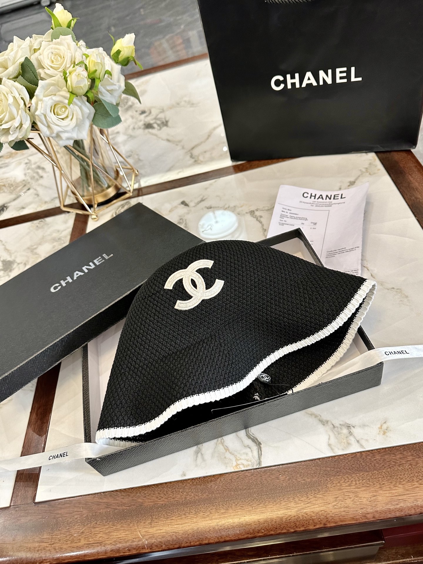 A popular Chanel bucket hat for women 🆕 I bought it and everyone said it looks g - Image 7