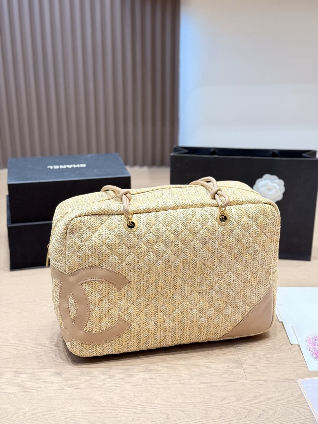 Chanel WovenHandbag Chanel's WovenHandbag is made of light beige Woven material - Image 2
