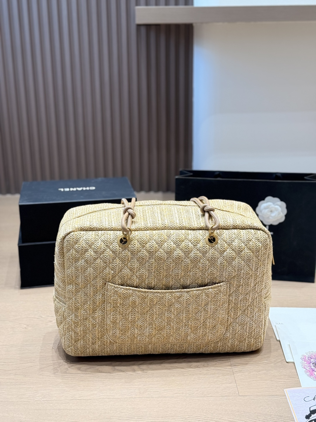 Chanel WovenHandbag Chanel's WovenHandbag is made of light beige Woven material - Image 5