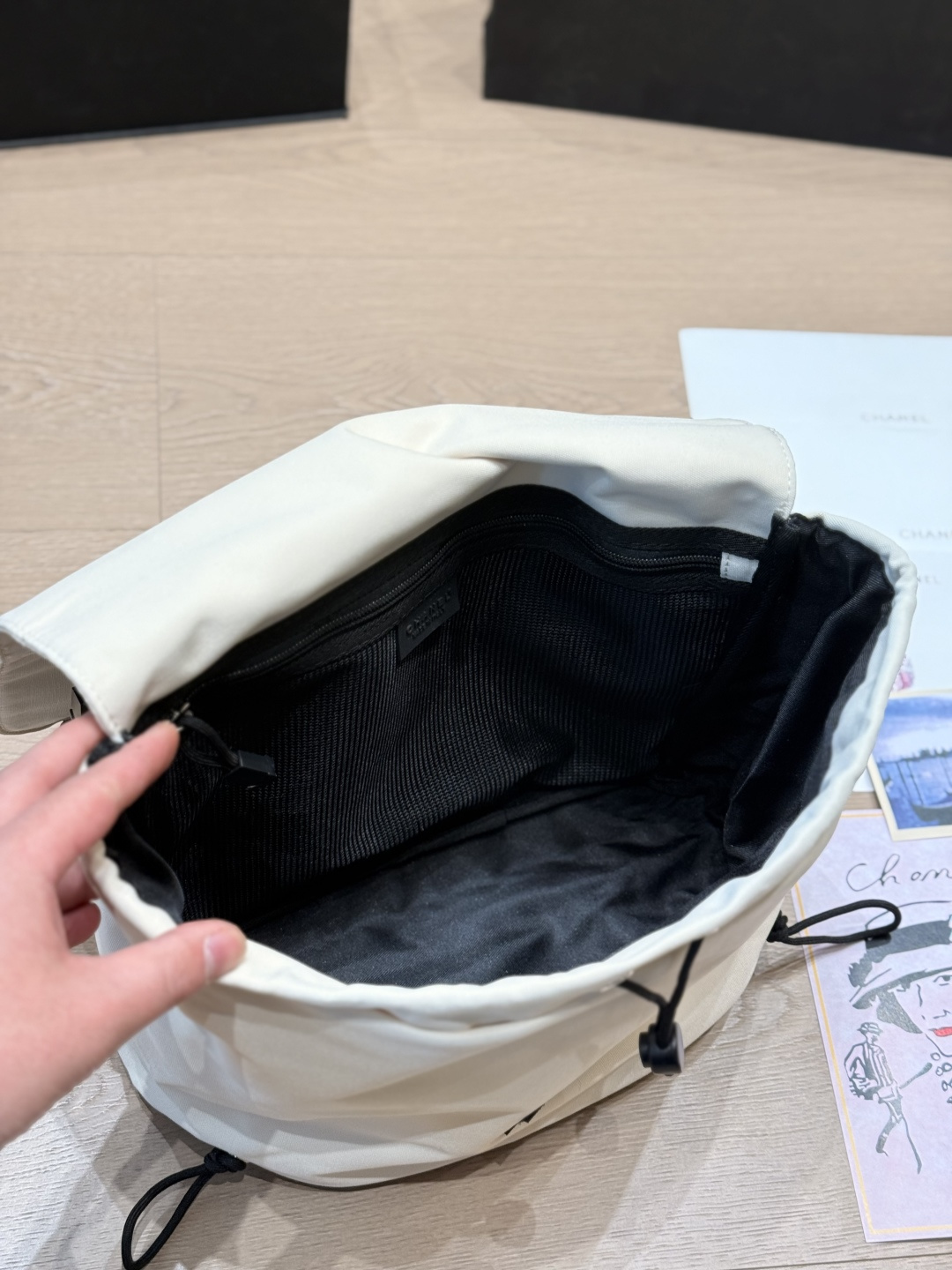 Chanel Sports Square Shoulder Bag ChanelWhite Sports Shoulder Bag belongs to the - Image 9