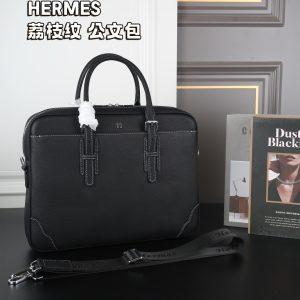 Cowhide HERMES Hermes Grained Briefcase Handbag Single Shoulder Crossbody Bag A
