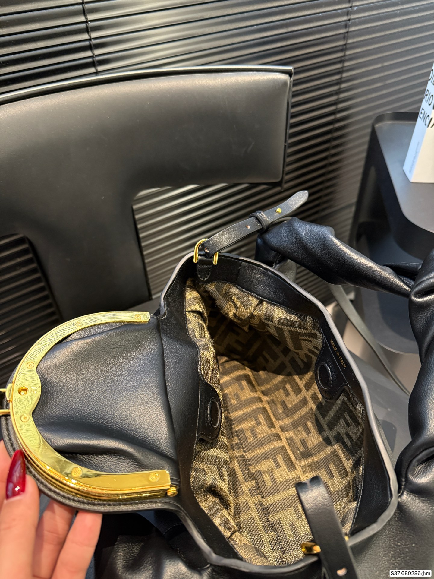 Fendi Bag - Image 9
