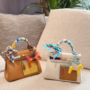I like this bag. I like it. Hermes Kelly New Hermes kelly 25 colormatic cream an