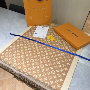 LV Louis Vuitton~Exquisite