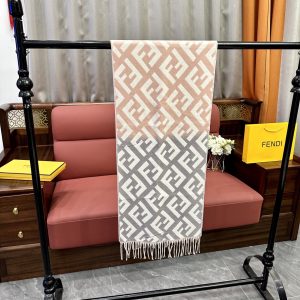 Fendi’s hottest women’s scarf 🆕 Everyone said it looks good after buying it‼ rec