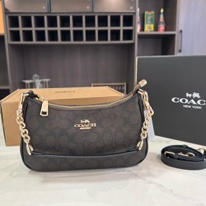 Folding box airplane box size: 24*16cm Coach Coach mahjong bag at the lowest pri