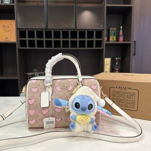 Airplane box with free pendant Size: 25*16cm Coach Coach Boston Pillow Bag Class
